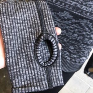 lululemon athletica Tops - Lululemon black l/s texture top sz 8 60958 lululemon athletica Tops - Lululemon black l/s texture top sz 8 60958